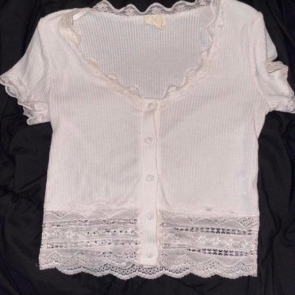 White Lace Cropped Tee - Picture 1 of 4